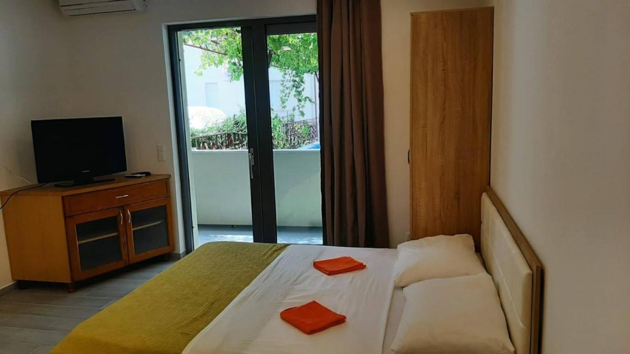 Apartmani Ivica Martic Duce Exterior photo
