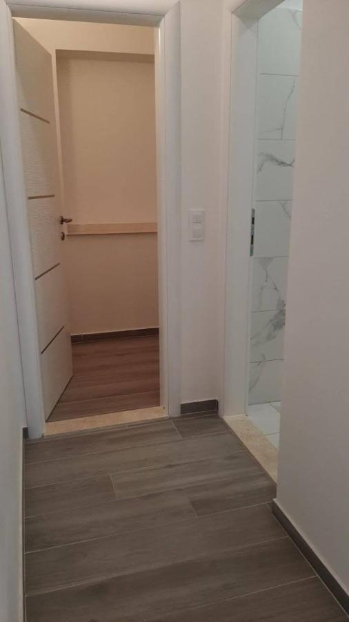 Apartmani Ivica Martic Duce Exterior photo
