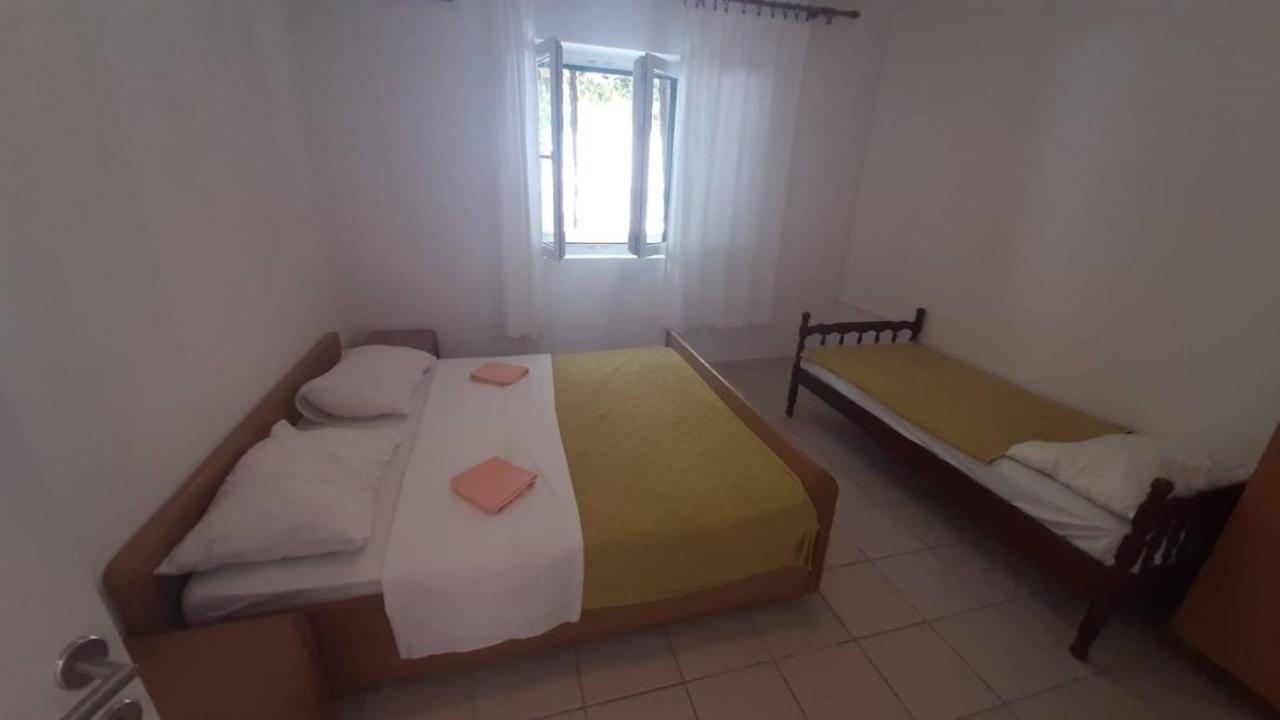 Apartmani Ivica Martic Duce Exterior photo