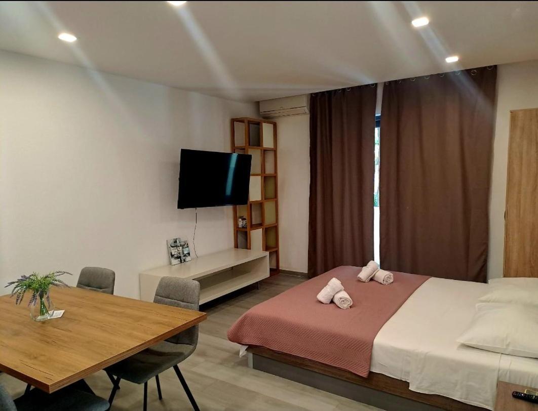 Apartmani Ivica Martic Duce Exterior photo