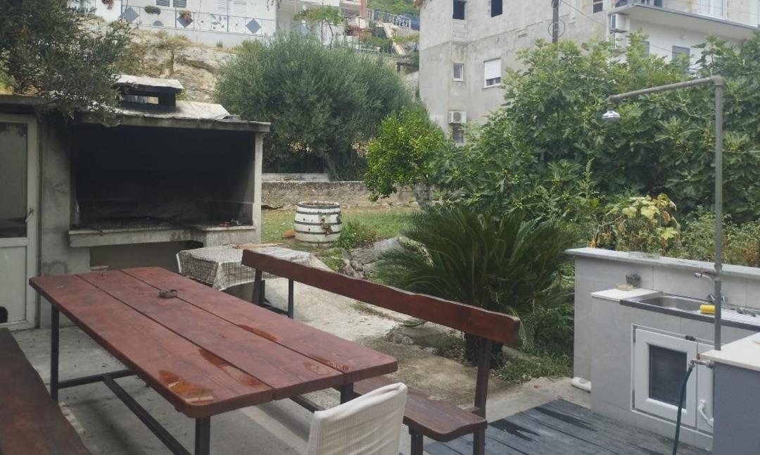 Apartmani Ivica Martic Duce Exterior photo